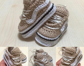 Chaussures au crochet beiges pour nouveau-né, idée cadeau baskets au crochet pour naissance de bébé, chaussures bébé tricotées à la main, chaussures bébé au crochet