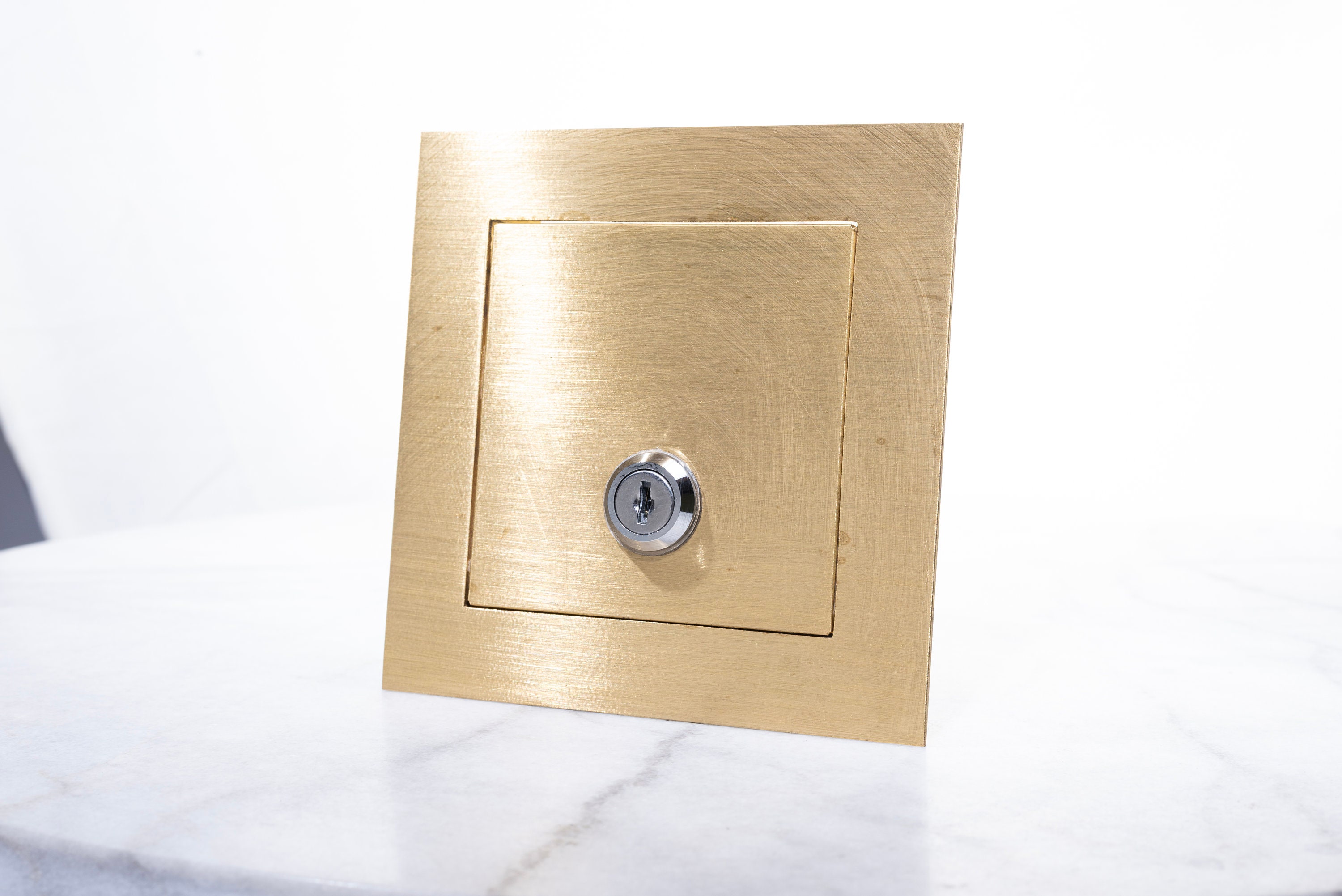 Inspection Flap With Handle, Inspection Door, Access Door (20 X 40 Cm