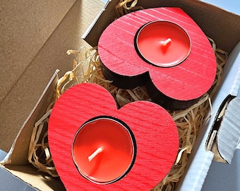 Red Heart Wood Tealight Holders: Romantic Home Decor, Set of 2