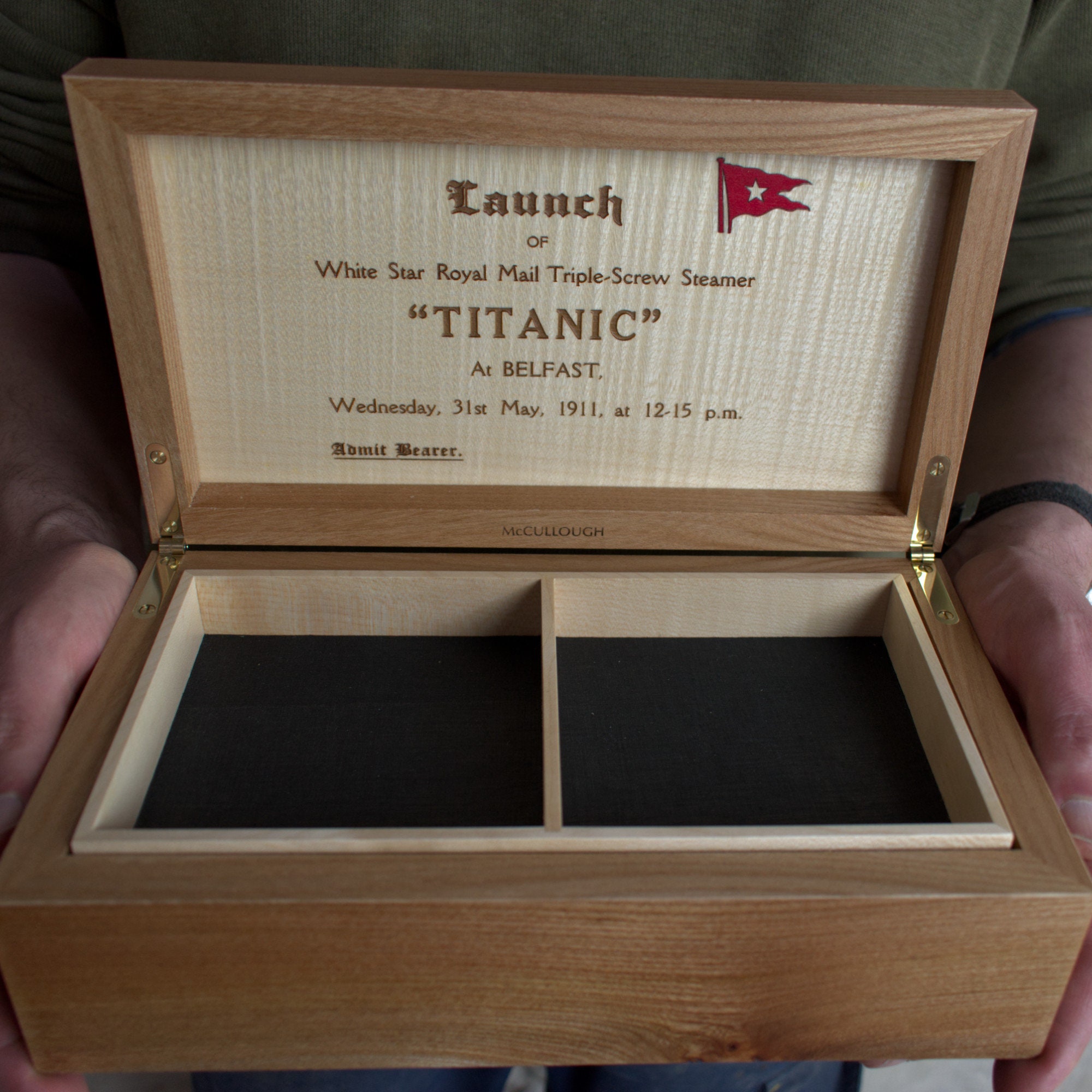 【現品限り！】タイタニック Titanic オルゴール インテリア 記念品 Amazon.co.jp: オンライン完売タイタニック 時計 25周年 : おもちゃ
