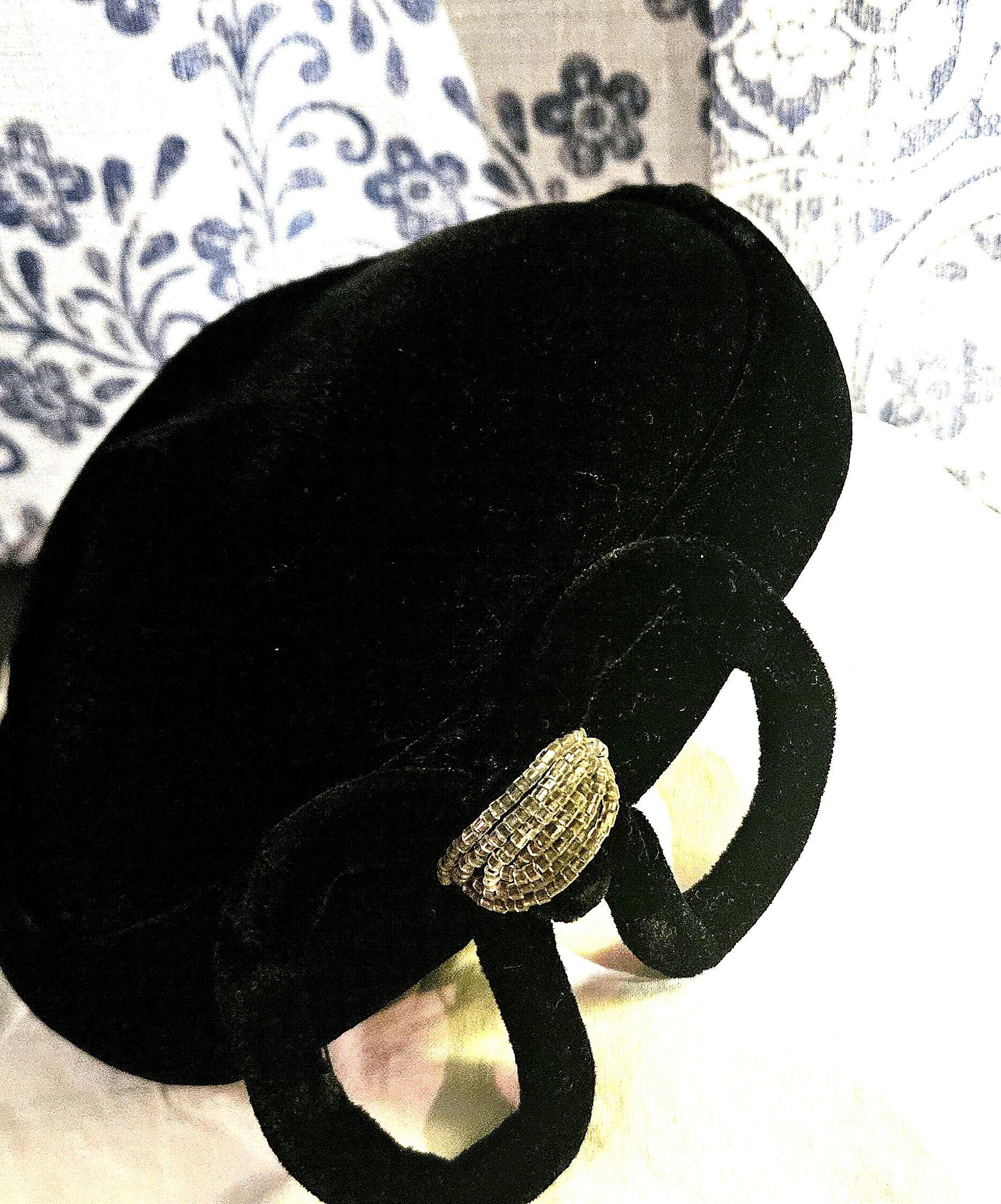 Vintage 1950’s Elegant Black Velvet Beaded Pillbox-styled hat circumference-22” 40s/50s Black VELVET PILLBOX Hat / Vintage 1950 main image 4