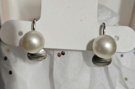 Vintage Signed Richelieu Clip On Faux Pearl Earri… - image 1