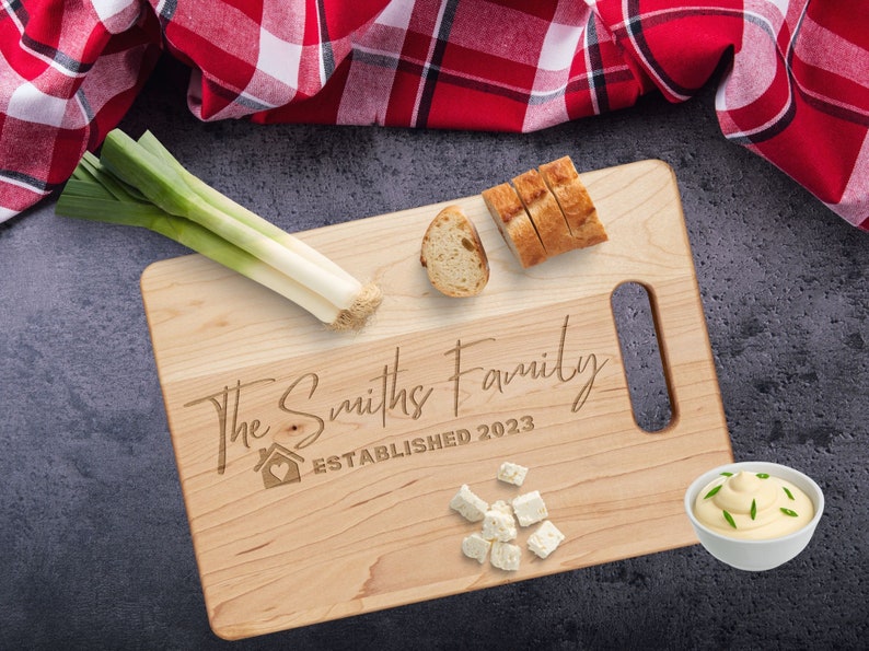 Personalized Cutting Board for Grandma Gift Personalized Gift for Grandmother Christmas Gift Charcuterie Board for Grandma, Nana