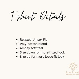 Peut inclure: D&eacute;tails du T-shirt : Coupe unisexe d&eacute;contract&eacute;e, m&eacute;lange de coton et de polyester, toucher doux toute la journ&eacute;e. Taillez en dessous pour un look plus ajust&eacute;, taillez au-dessus pour un look plus ample.
