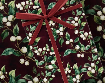 Mistletoe Wrapping Paper -  Premium Gift Wrap, Christmas Collection, Vintage Pattern, Festive Present, Block Print Design, Holiday Gift Wrap