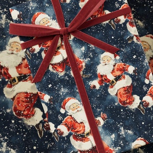 Santa Wrapping Paper - Premium Gift Wrap, Christmas Collection, Vintage Design, Fun Pattern, Festive Present, Holiday Gift Wrap