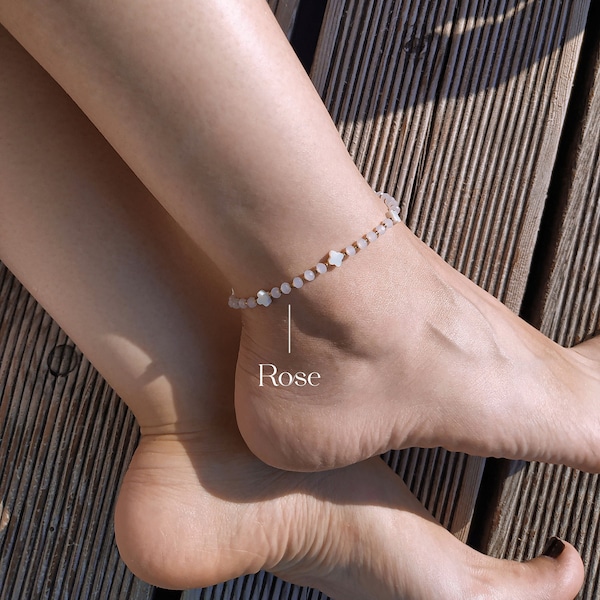 Dainty modern beaded anklets, beach anklets, delicate anklet, cute anklets, gift for her, dainty jewelry, elegant look accessories, anklets