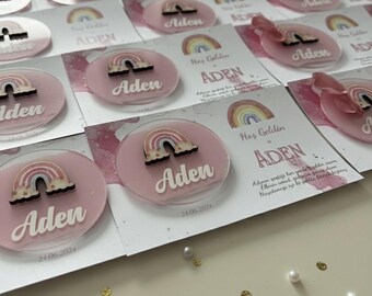 Imán de madera personalizado con forma de arcoíris: recuerdo para baby shower, regalo para recién nacido, revelación de género, bautizo o como detalle para invitados.