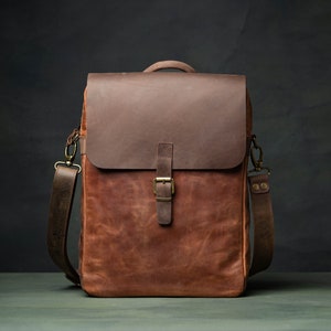 Classic Messenger Bag for everyday use