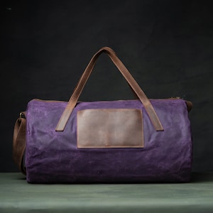 Lila Reisetasche, Weekender Tasche, Cabin Bag, personalisiertes Gepäck, Monogramm Duffel Bag, mehrere Farben, YKK-Reißverschlüsse