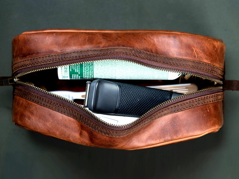 Cosmetic Bag made of Leather