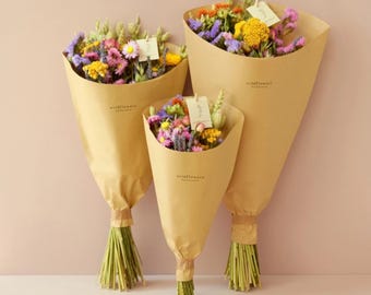 Bouquet di fiori secchi di campagna, fiori selvatici "fatti a mano", composizione floreale artigianale, regalo sostenibile, decorazione boho