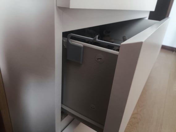 MalmLock – Ein einfaches Malm-Kinderschloss von Ikea