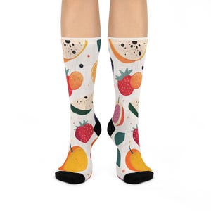 Fruit Print Cushioned Crew Socks: Colorful Fun Accessories