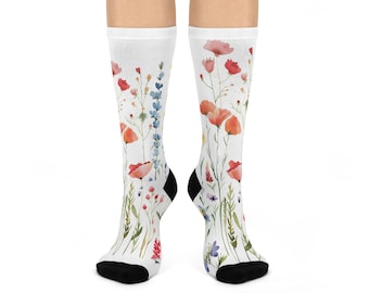 Floral Crew Socks: Cushioned Whimsical Garden Design