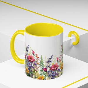 Floral Accent Coffee Mug - Vibrant Flower Design for Spring Mornings, Gift Idea for Garden Lovers, Mothers Day, Relaxation