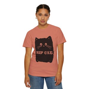 Cat Mama T-Shirt: Garment-Dyed US Cotton Tee