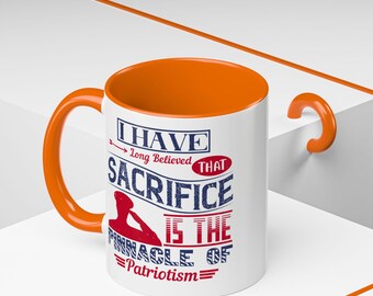 Taza de café patriótica: Taza con acento inspirador, colores vibrantes
