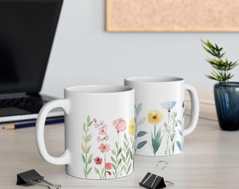 Tasse à café florale en céramique : design de jardin botanique