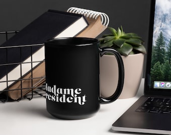 Madame President Black/White Glossy Mug