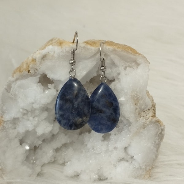 Boucles d'oreilles en pierre naturelle lapis lazuli fait à la main Boucles d'oreilles femmes Boucles d’oreilles pendantes en forme de larmes