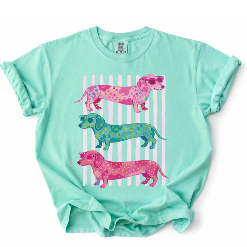 Comfort Colors Dachshund Beach T-shirt, Wiener Dog Summer Tee, Coastal Dog Lover Present, Färgglad Doxie-tröja, Söt korvhundtröja bild 12