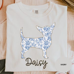 Camiseta personalizada para raça de cachorro Chinoiserie French Toile de Jouy Camiseta para mãe de cachorro Chihuahua Dog Comfort Colors Tee Corgi Pastor Alemão Pug tee