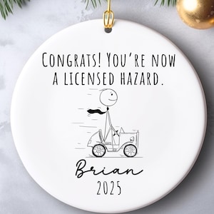 Grappig nieuw chauffeursornament Aangepast gefeliciteerd cadeau voor nieuw rijbewijs | Cadeau geslaagd voor rijexamen Gepersonaliseerd aandenken nieuwe bestuurder