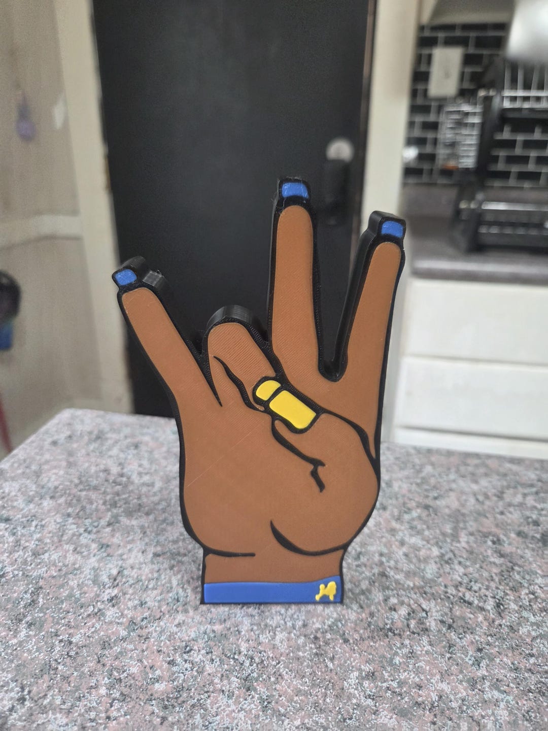Sigma Gamma Rho Desk Decor: Sorority Hand Sign (6