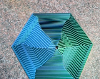Pirâmide Hexagonal Impressa em 3D: Brinquedo Anti-Stress para Decoração de Mesa