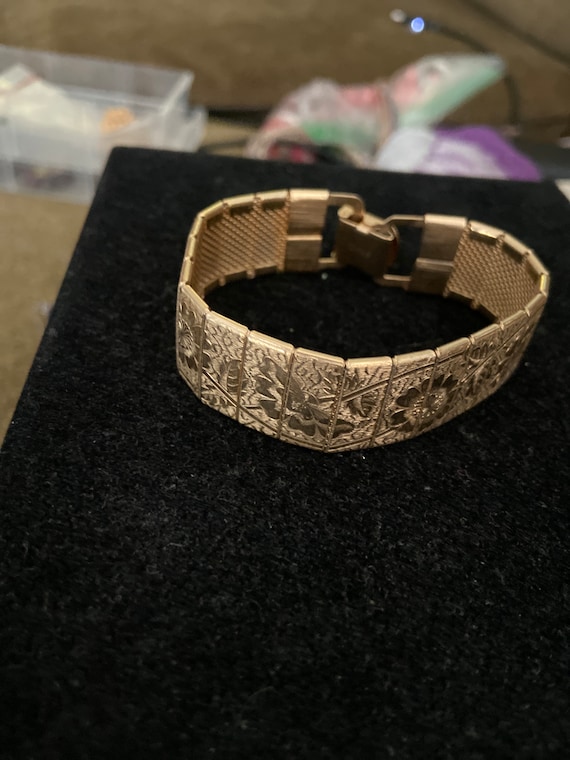 Vintage Sarah Coventry Gold Tone Link Bracelet