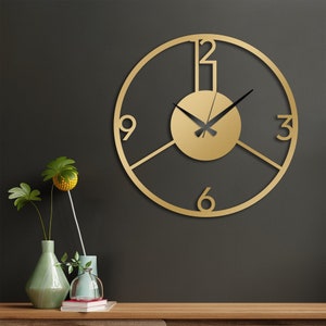 Horloge murale moderne en métal avec chiffres, horloge murale en métal doré, cadeau de pendaison de crémaillère, horloge murale, horloge murale colorée, horloge murale de cuisine image 1