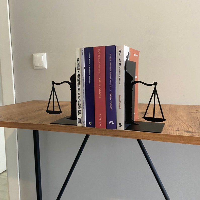 Scale of Justice Metal Bookends, Justice Bookends, Book Holder, Gift for Lawyers, Book Accessories, Christmas Gift, Housewarming, Book Ends zdjęcie 7