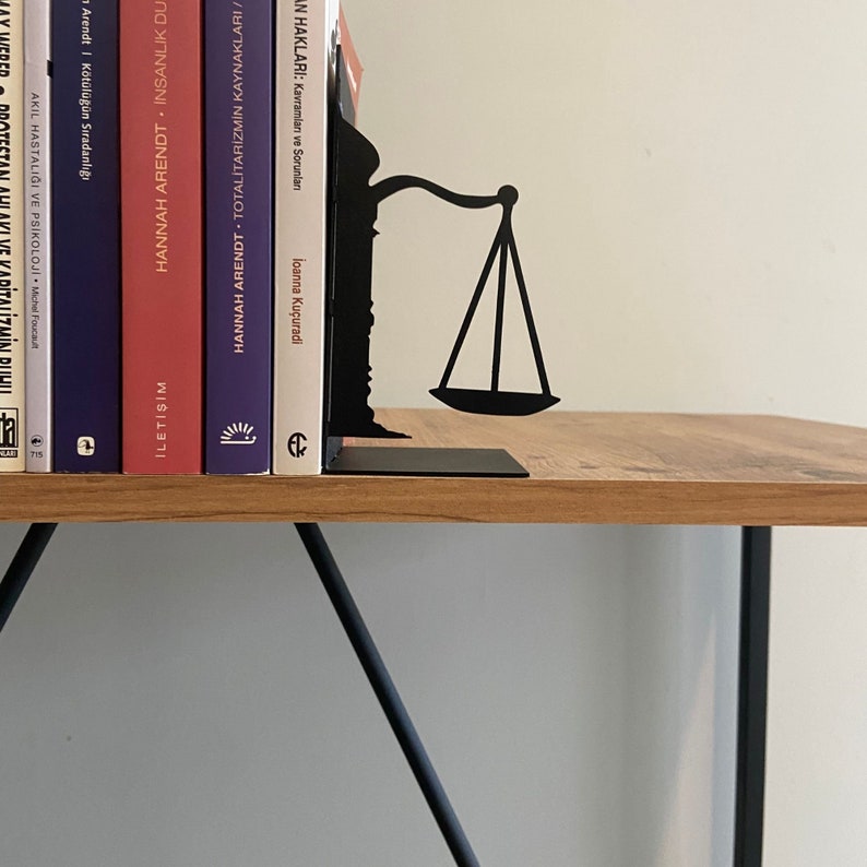 Scale of Justice Metal Bookends, Justice Bookends, Book Holder, Gift for Lawyers, Book Accessories, Christmas Gift, Housewarming, Book Ends zdjęcie 9