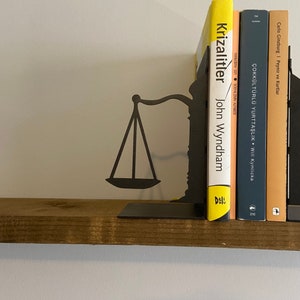 Scale of Justice Metal Bookends, Justice Bookends, Book Holder, Gift for Lawyers, Book Accessories, Christmas Gift, Housewarming, Book Ends zdjęcie 3