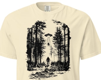 Bigüße Entführung T-Shirt: Lustiges Sasquatch Alien UFO Grafik Tee