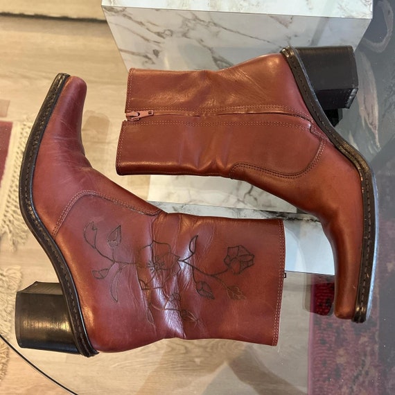 Vintage burgundy leather flower boots - image 6