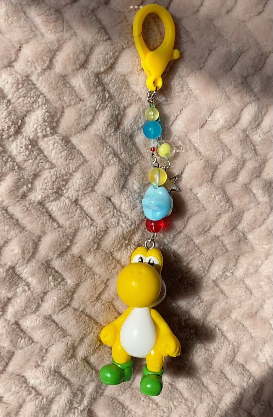Yoshi Star Keychains - Etsy