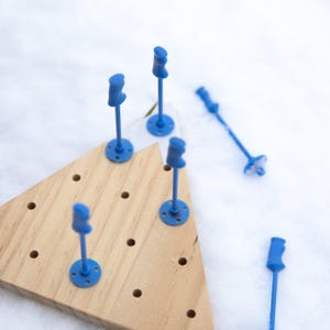 Mountain Jump Peg Game | Ski House Games | Travel Peg Game | Après Ski Cabin Gift | Mountain Lodge Game | Retro Ski Puzzle