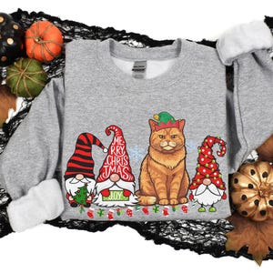 Ginger Cat Winter Sweatshirt Christmas Elf Gnome Lover Shirt Orange Tabby Mom-Dad Hoodie Sweater gifts for Ginger Cat owner Cat lover tshirt