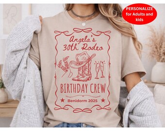 Personalisiertes Rodeo-Geburtstags-Shirt im trendigen Cowboy-Stil – Individuelle Shirts für die Western-Party zum 30. – Geschenkidee für Cowgirls zum 30. Geburtstag