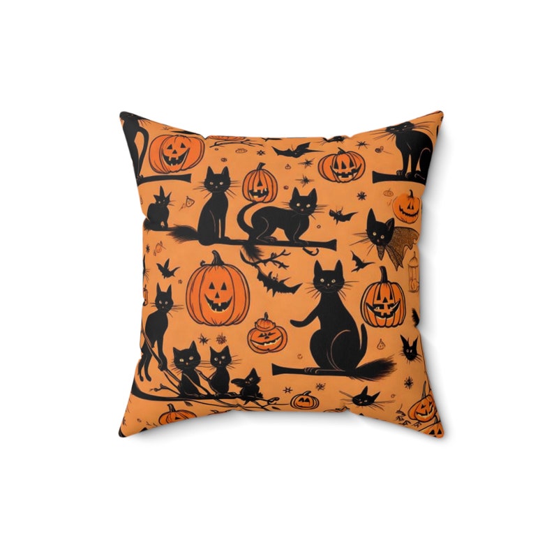 Almohada de gato negro - elegante decoración de otoño - gato negro con almohada de calabaza - encanto acogedor imagen 2