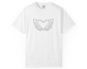 Vintage Comfort Colors® Skeleton Hand Love Sign T-Shirt | Retro Halloween Tee | Gothic Rock Hand Graphic Shirt