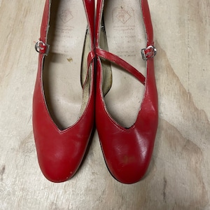 Red Leather 5.5 flamenco or folklorico dance shoe
