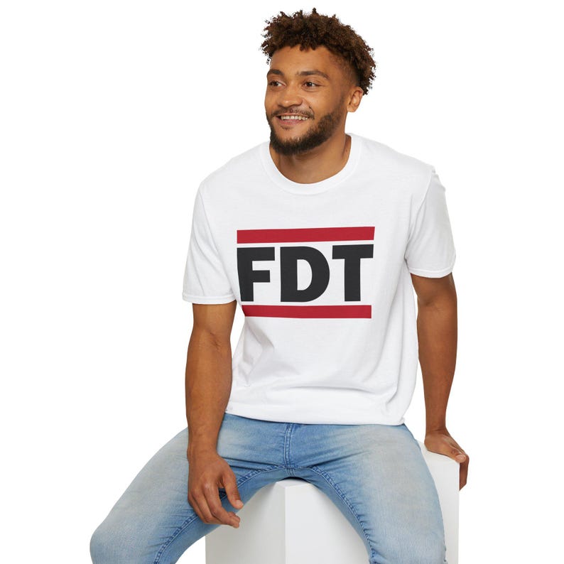 FDT (F Donald Trump) Hemd | Subtiles FDT T-Shirt | Anti-Trumpf, Anti-Elon, Anti-MAGA | demokrat-Liberal Shirt | Pro-Demokratie feministischer Demonstration Bild 7