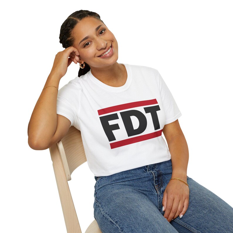 FDT (F Donald Trump) Hemd | Subtiles FDT T-Shirt | Anti-Trumpf, Anti-Elon, Anti-MAGA | demokrat-Liberal Shirt | Pro-Demokratie feministischer Demonstration Bild 8