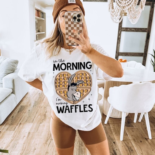 Waffle Mornings with Donkey: una maglietta in cotone per iniziare la giornata in modo spettacolare