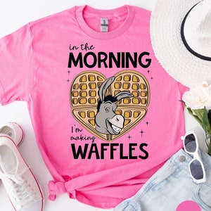 Waffle Mornings with Donkey: una maglietta in cotone per iniziare la giornata in modo spettacolare immagine 7