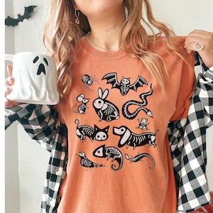 Veterinarian shirt, Halloween Vet tech shirt, Veterinary tech Halloween shirt, Vet school shirts, Spooky Vet office shirt, Veterinarian gift