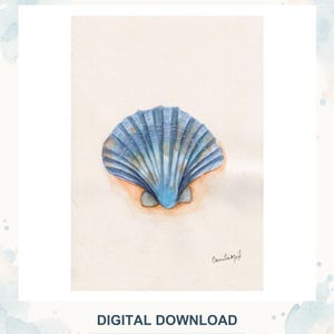 Pode incluir: Uma pintura em aguarela de uma concha de vieira azul com estrias, sobre um fundo creme claro. A concha apresenta um sombreado laranja subtil na base. O texto "COLORS BY Mila" aparece no topo e "DIGITAL DOWNLOAD" na parte inferior.